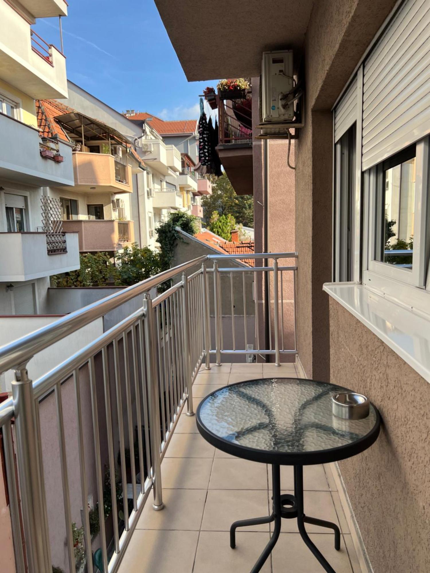 Apartment Leonis Belgrado Exterior foto